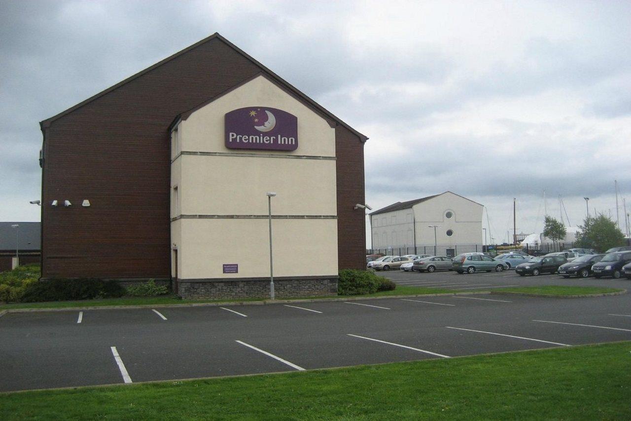 Premier Inn Carrickfergus Luaran gambar