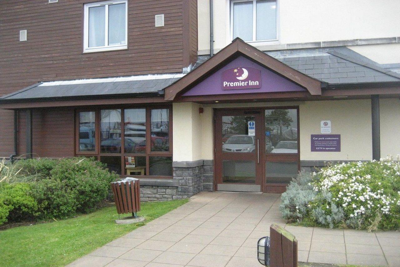 Premier Inn Carrickfergus Luaran gambar