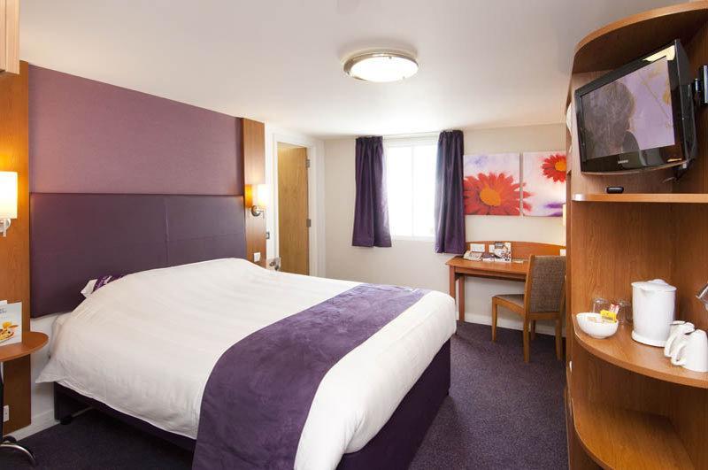 Premier Inn Carrickfergus Luaran gambar